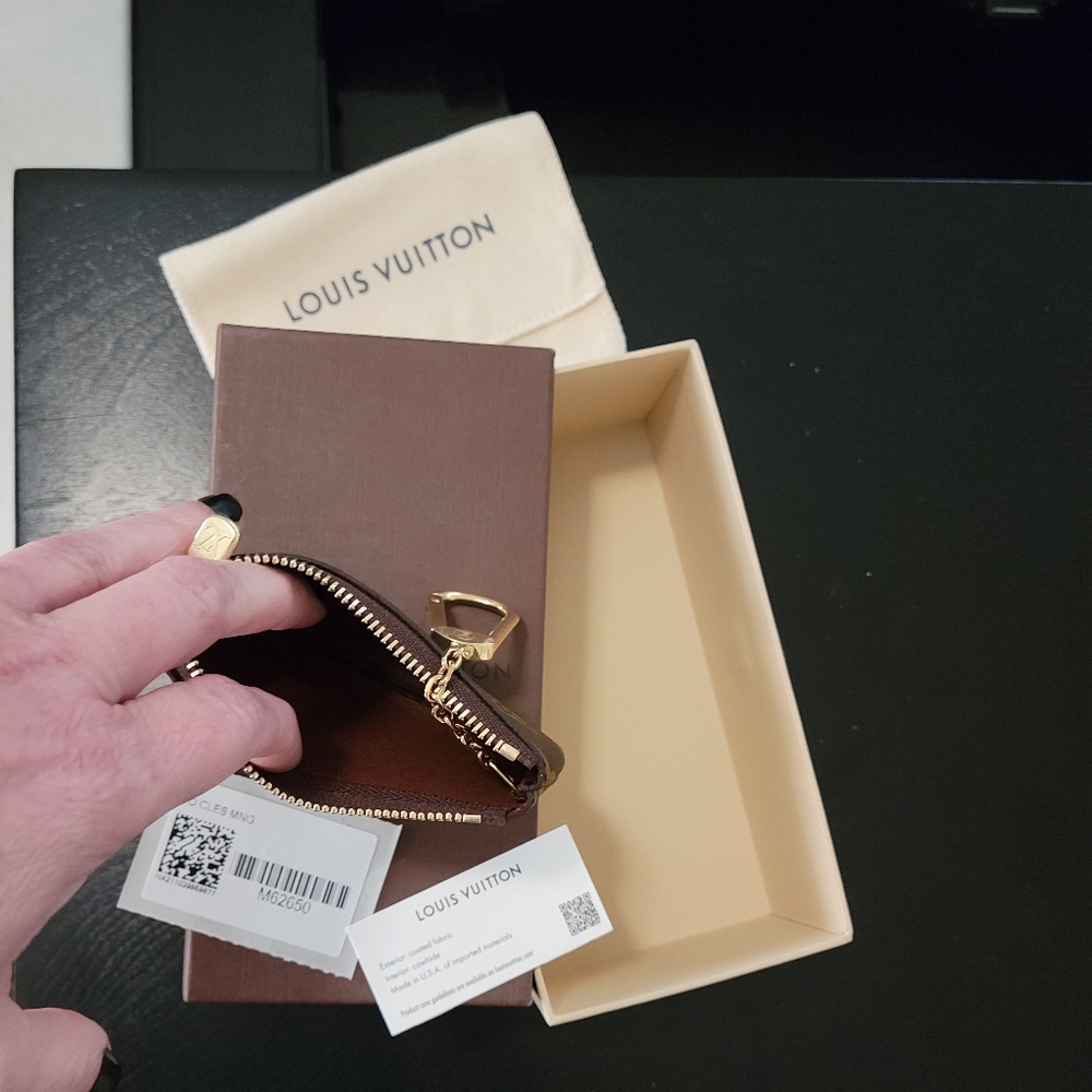 LV Key Pouch